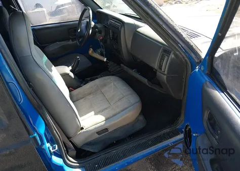 1999 Jeep Cherokee Se z USA, uszkodzony, nr VIN 1J4FT28S2XL660207